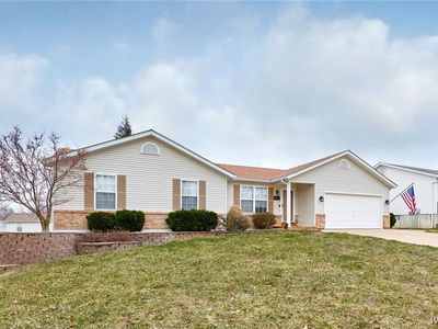 100 Robin Hood Dr, Troy, MO, 63379