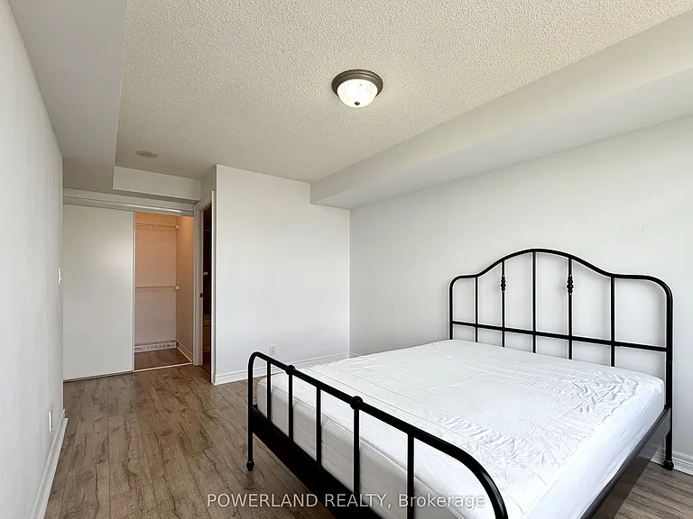 33 Cox Blvd #1521 — Photo 15