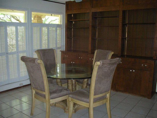 2nd image of 33 Country Club Rd