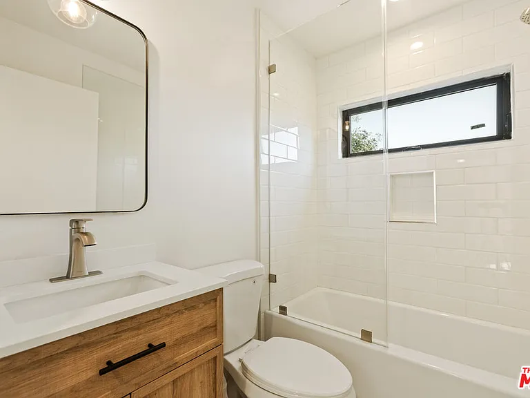 2923 Marsh St #1/2 — Photo 10