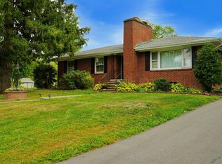 9 E Marie St, Hudson, NY 12534