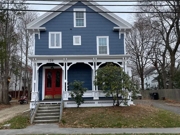 139 Pine St #3, Bangor, ME 04401