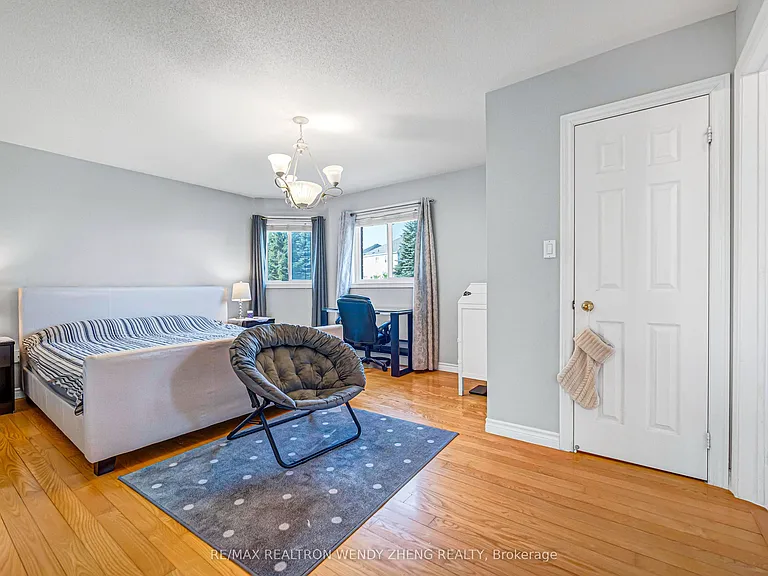 1507 Clearbrook Dr — Photo 21