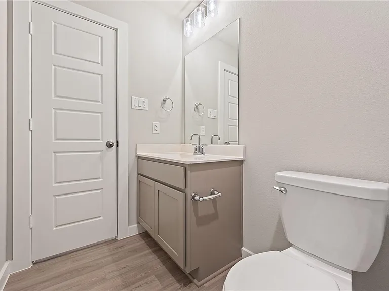 8635 Jetty Glen Dr — Photo 22