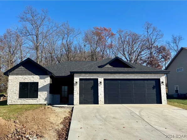 63 Beacon Hill Dr, Lake Ozark, MO 65049