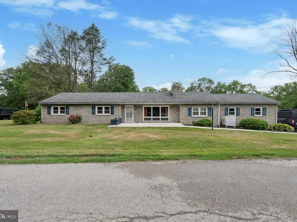 10 Old Spring Rd, Coatesville, PA 19320