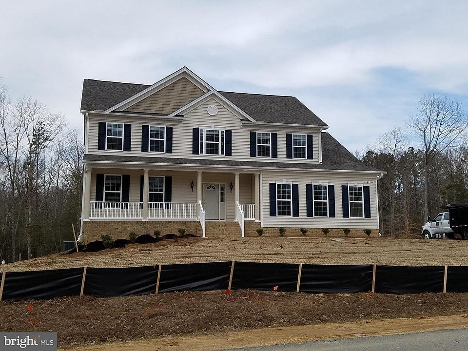 2nd image of 40284 Laurel Cir
