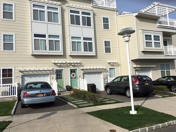 2nd image of 6212 Ocean Ave S