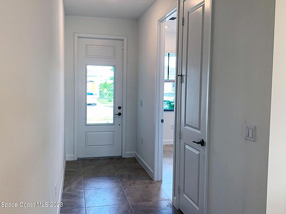 3rd image of 9264 Alister Dr