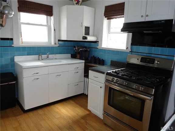 4th image of 421 South St