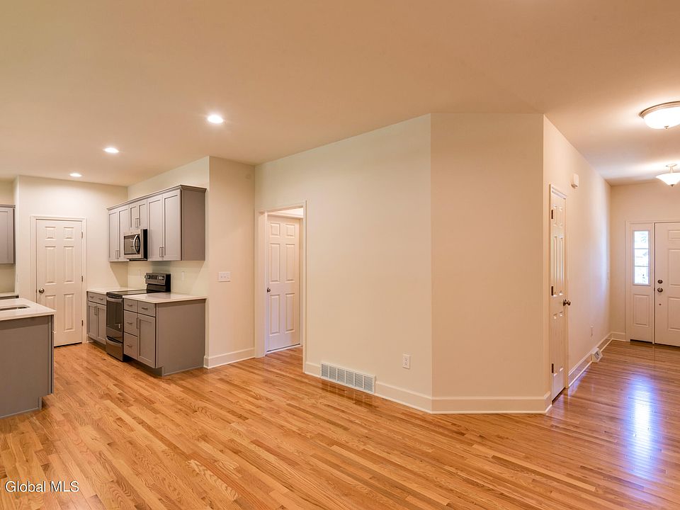 32 Heritage Way, Selkirk, NY 12158 MLS 202311306 Zillow