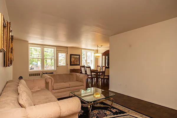 Sold by Rhona Realty | media 11