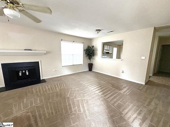 4th image of 110 Hammett Grove Ln