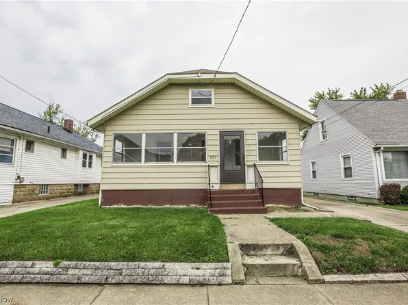827 Concord Ave, Akron, OH 44306
