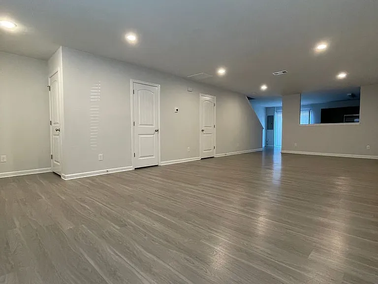 12 Saint Augustine Way — Photo 7