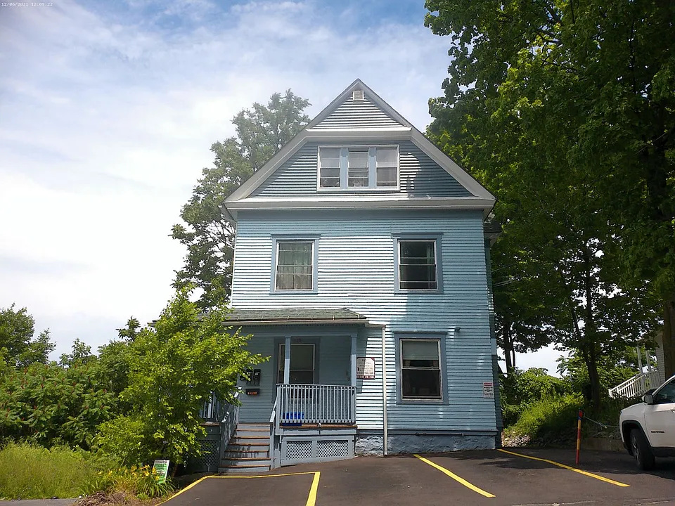 113 Comstock Pl #1