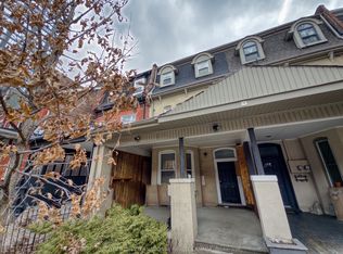 227 Beverley St #0, Toronto, ON M5T 1Z4