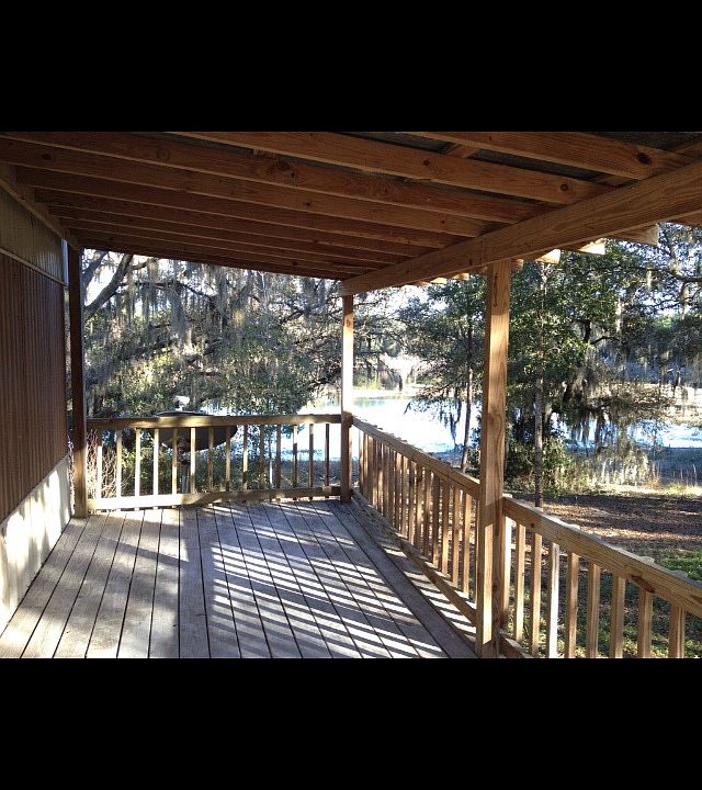 2nd image of 15126 Lucy Ln