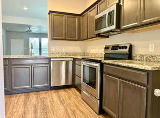 21 Elk Dr, Burleson, TX 76028