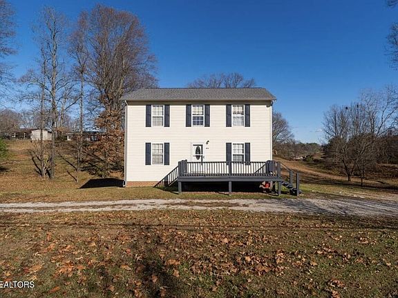 2nd image of 820 Miller Ave