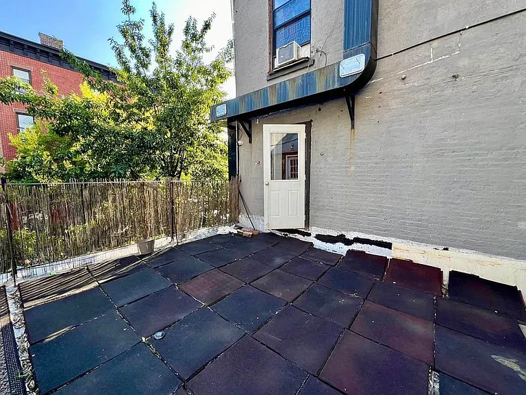 101 Jefferson Ave #2 — Photo 9