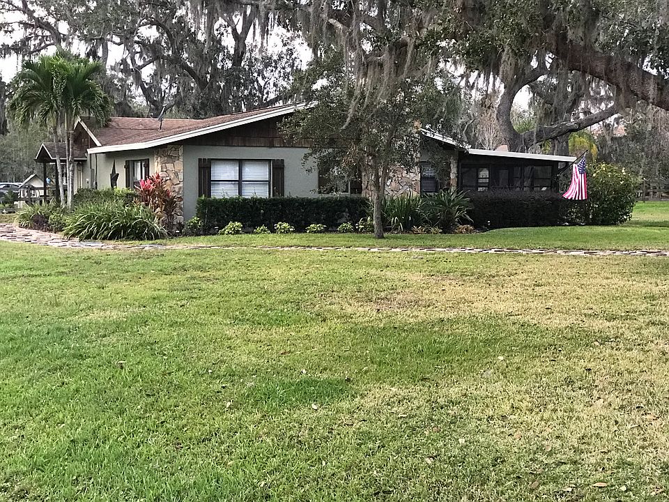 1st image of 2691 Holiday Woods Dr