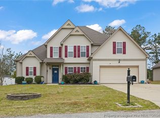 616 Heathrow Dr, Spring Lake, NC 28390