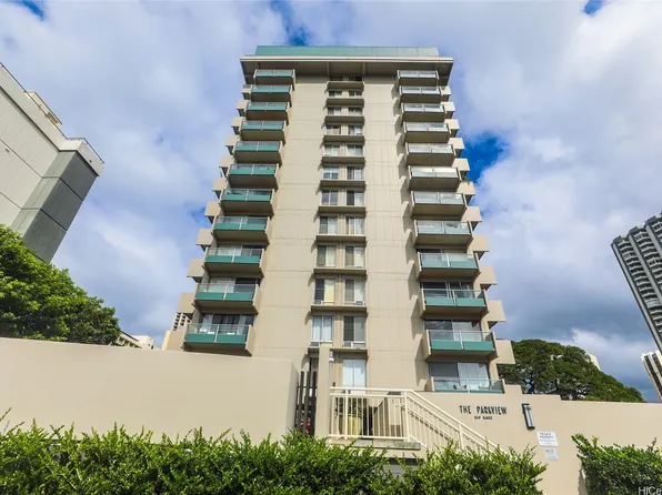 240 Makee Rd APT 11D, Honolulu, HI 96815