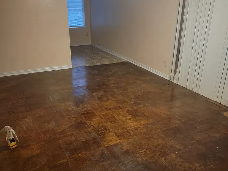 2915 Cummings St — Photo 6