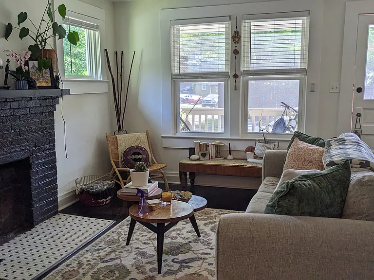 218 Old Piedmont Hwy — Photo 6