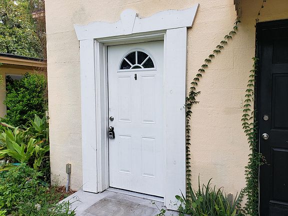 3rd image of 5327 Palmer Ave #1