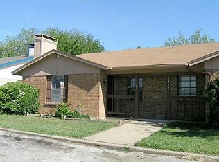 1309 Parkway Ct, Arlington, TX 76010