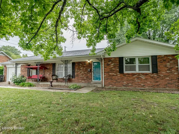 121 Compton Dr, Frankfort, KY 40601