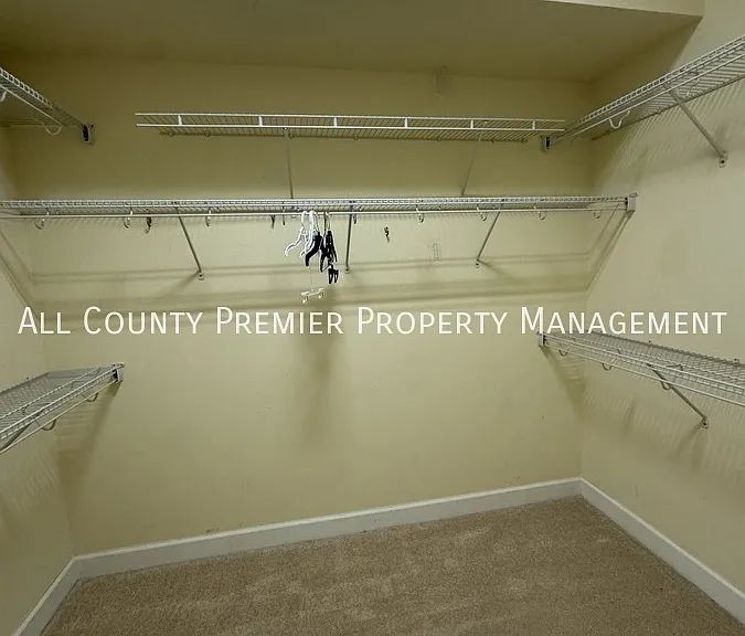 203 Spalding Way — Photo 26
