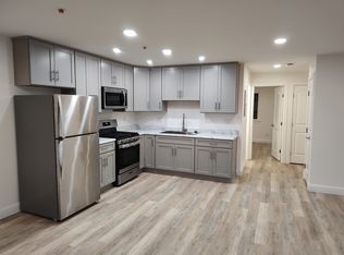 6050 N State St #L, Ukiah, CA 95482
