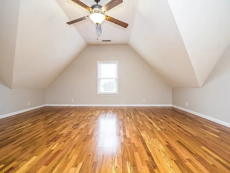2913 Waywood Dr — Photo 8