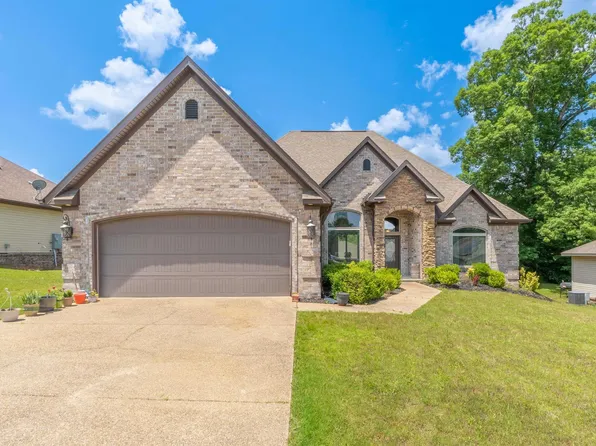 409 Michelle Dr, Benton, AR 72015