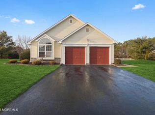 2357 W Ashfield Court, Toms River, NJ 08755