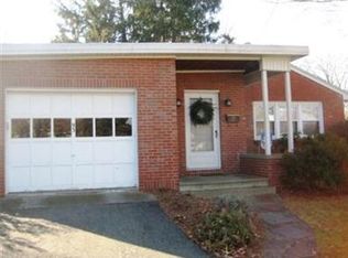 93 Thomas St, Chicopee, MA 01013