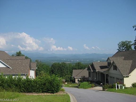 4th image of 39 Deep Valley Ln