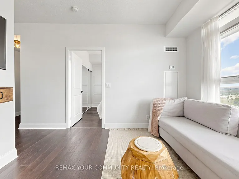 33 Shore Breeze Dr #1408 — Photo 3