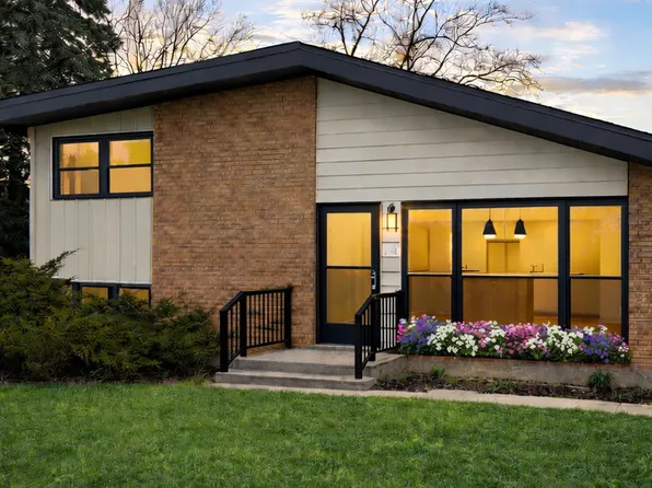 154 Westwood Dr, Park Forest, IL 60466