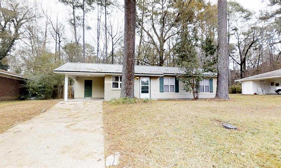 1st image of 220 Skylane Dr