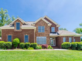 9214 Crystal Brook Dr, Apison, TN 37302