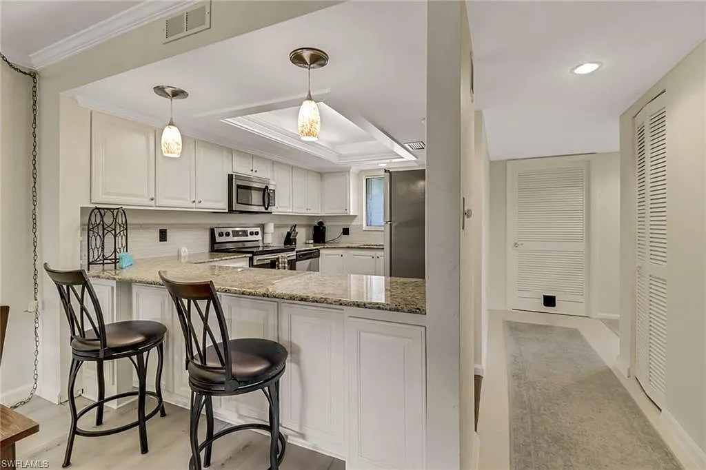 4396 Bowsprit Ct, 4b — Photo 2