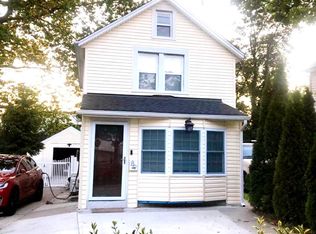 89 Harbor Rd, Pt Washington, NY 11050