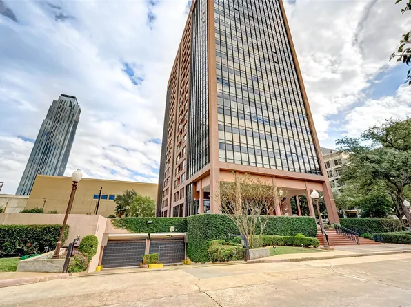 5150 Hidalgo St Unit 402, Houston, TX 77056