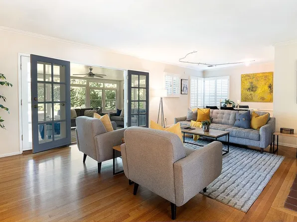 14147 Wyandotte St, Van Nuys, CA 91405