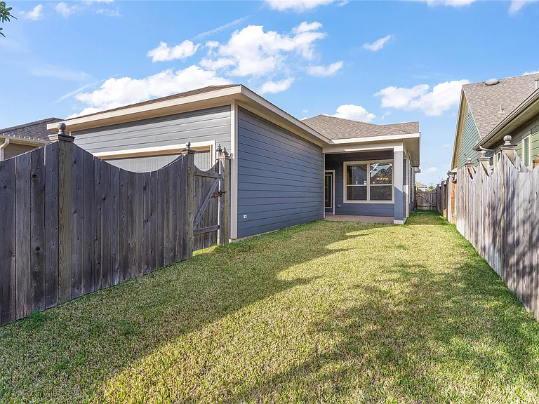 18547 First Landing Dr — Photo 20