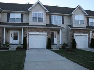 348 Hidden Dr, Blackwood, NJ 08012